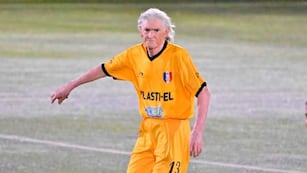 Horacio tiene 84 años y juega al fútbol todas las semanas. (Foto: Telefe)