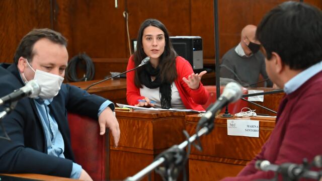 Las concejalas Sol de la Torre y Virginia Sívori lamentaron la falta de respuestas del Presidente del Emsur en su paso por la Comisión de Ambiente.
