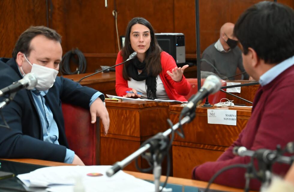 A dos años de gobierno, Montenegro sigue sin saber qué hacer con la basura