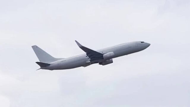 El misterioso avión que aterrizó en Córdoba ( Aerolíneas Argentinas ).