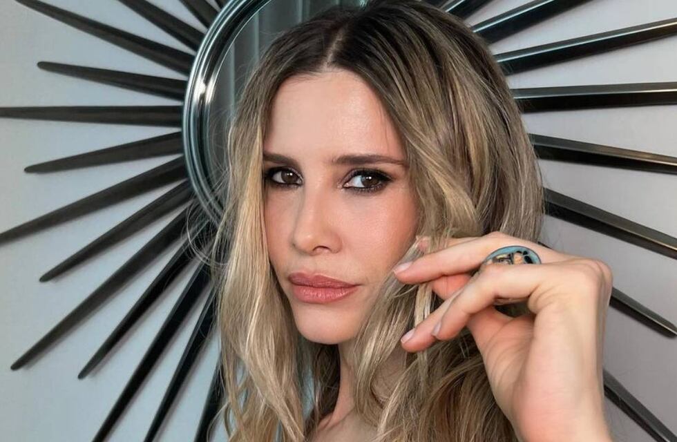 Guillermina Valdés deslumbró desde un spa con su trabajada figura en un clásico traje de baño