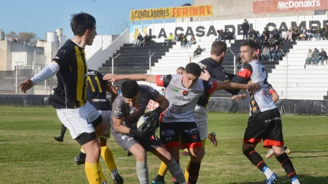 Sporting empató con Olimpo 2 a 2 . (Foto: Rodrigo García).