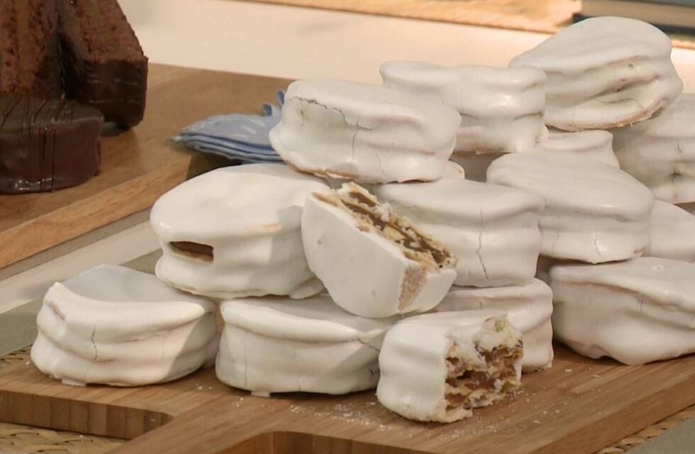 La historia de los alfajores santafesinos que llegaron a manos de Jair Bolsonaro