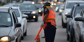 Los testigos aseguran que en el Renault Clio viajaba también una acompañante. (Foto ilustrativa / José Gabriel Hernández)