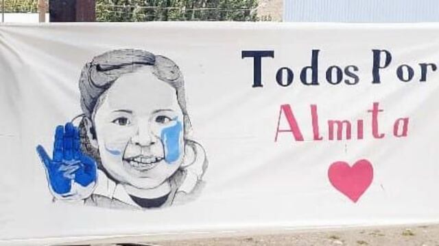 Almita tiene tres años y tras contagiarse de Covid perdió la vista. Necesita 8 millones de pesos para un tratamiento para recuperar la vista.