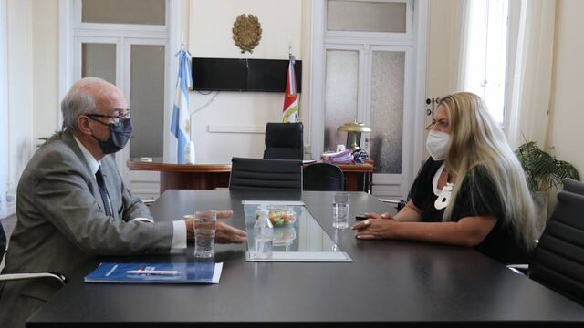 Bortolozzi y Dupoy acordaron emplazar el nuevo destacamento policial en un centro de participación comunitaria de la ciudad.