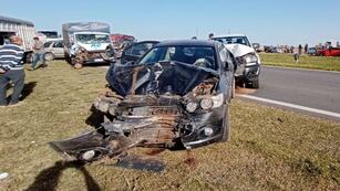La colisión ocurrió este lunes a las 14.40 en el kilómetro 330 del corredor interprovincial.