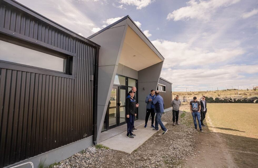 Ushuaia: inauguraron los vestuarios de la cancha municipal