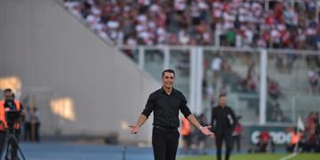 "La esencia no se negocia, no importa el esquema", remarcó Guillermo Farré, técnico de Belgrano, tras la victoria sobre River (La Voz).