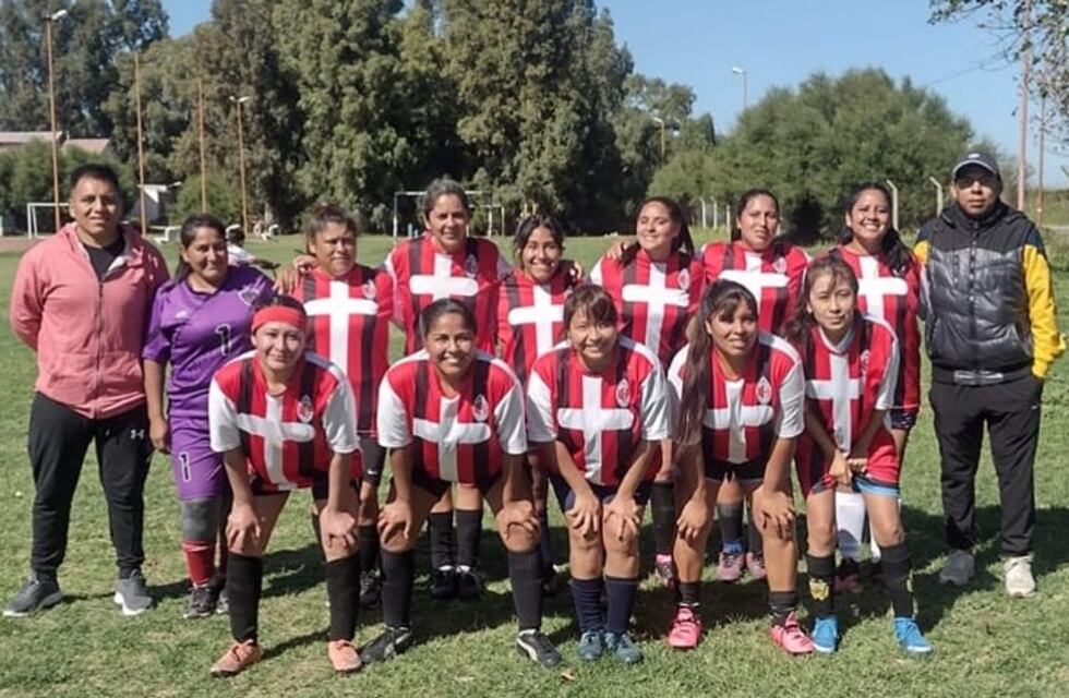 Fútbol Femenino: ganaron Las Leonas y se metieron en la pelea por clasificar entre los cuatro