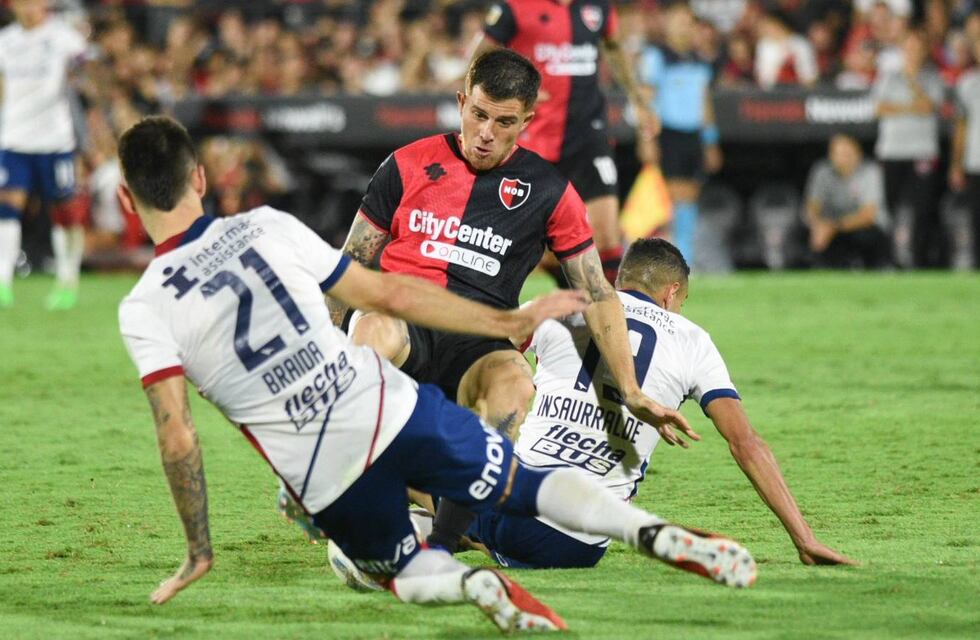 Newell’s Old Boys empató con San Lorenzo y volvió a sufrir la intervención del VAR