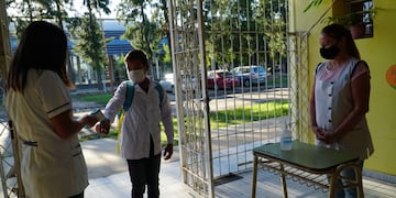 Las escuelas utilizan un protocolo sanitario federal para prevenir el contagio de coronavirus. (Gobierno de Santa Fe)