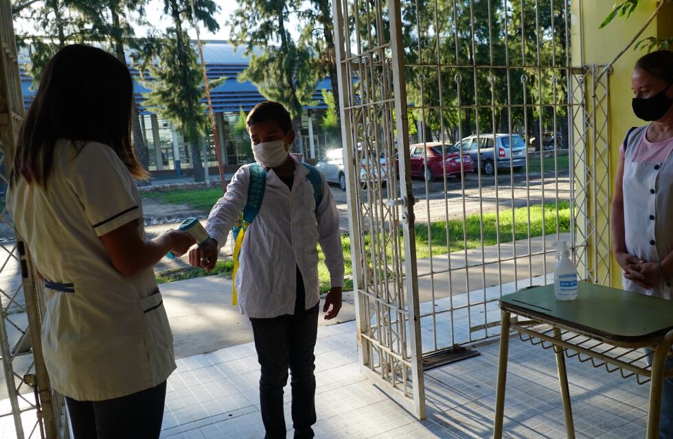 Piden regular las cuotas y aportes a colegios privados