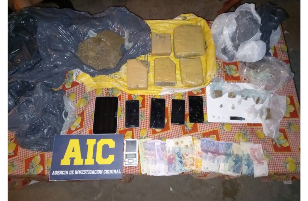 Ceres: detuvieron a 4 personas, secuestraron más 47 kg. de marihuana y $700.000 en 11 allanamientos