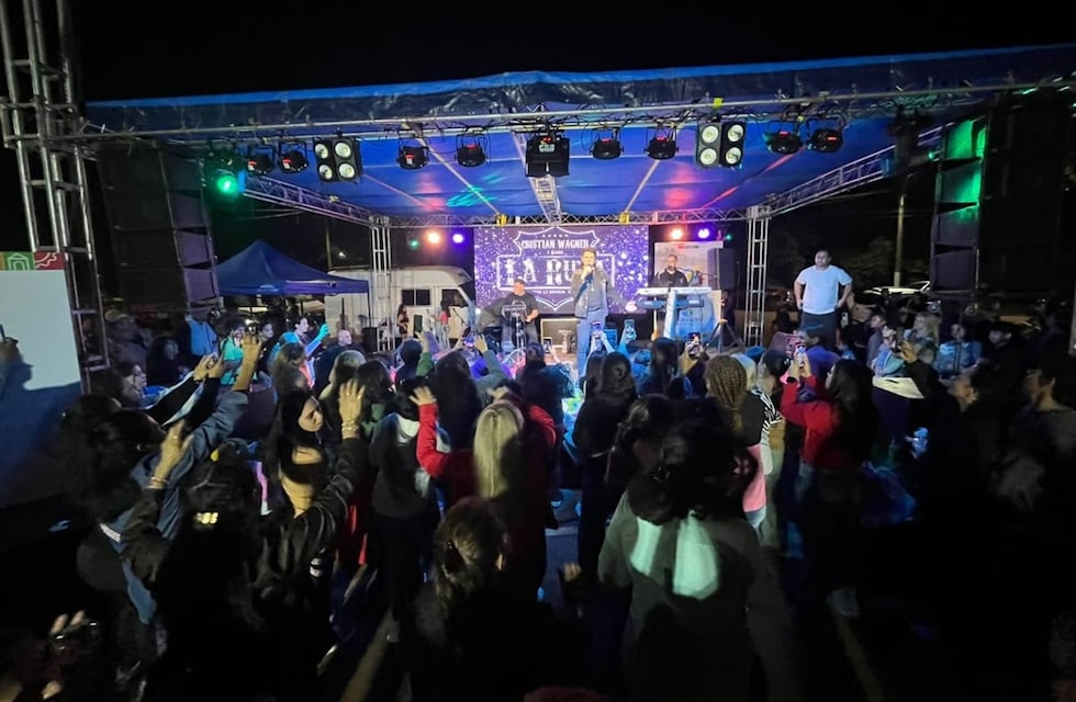 Miles de vecinos celebraron el “Festival para Mamá” en Eldorado