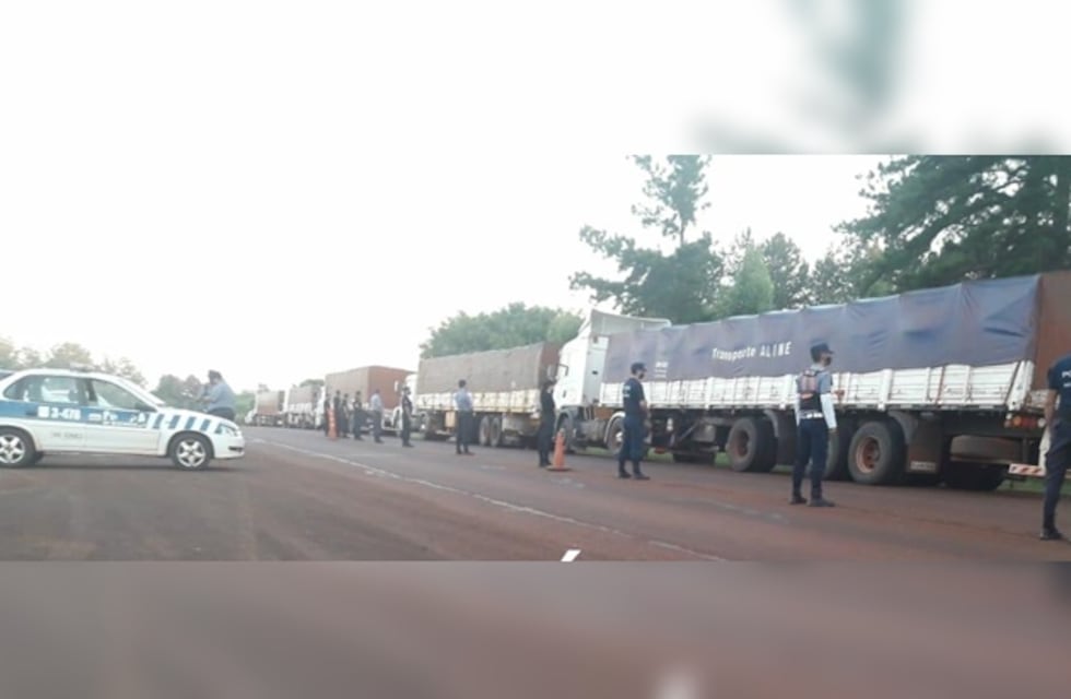 Oberá: retienen tres camiones tras ingresar a Misiones con soja sin aval