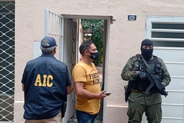 Una de las tantas casas usurpadas por la banda