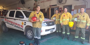 Bomberos de Punta Alta fueron convocados para ayudar en Bahía Blanca