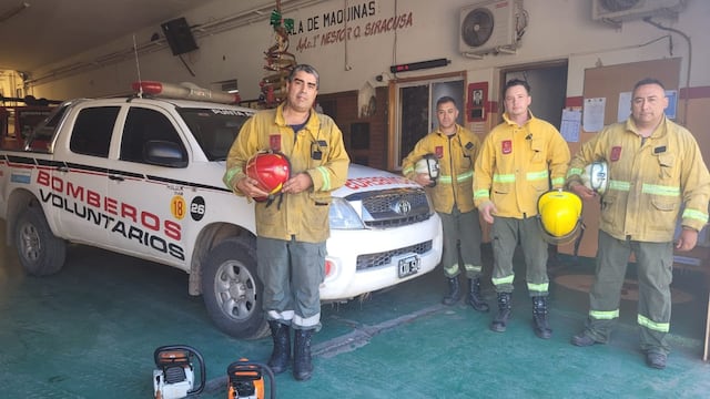 Bomberos de Punta Alta fueron convocados para ayudar en Bahía Blanca