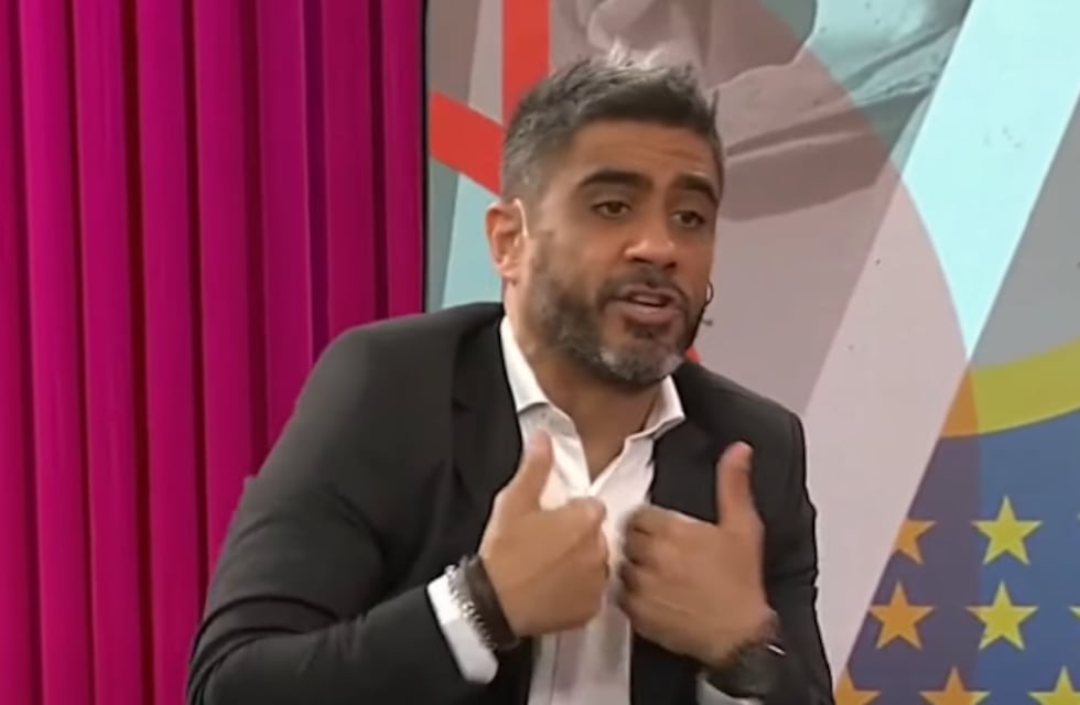 Fuerte cruce entre Federico Bulos, Oscar Ruggeri y Diego Fucks en la previa al Superclásico