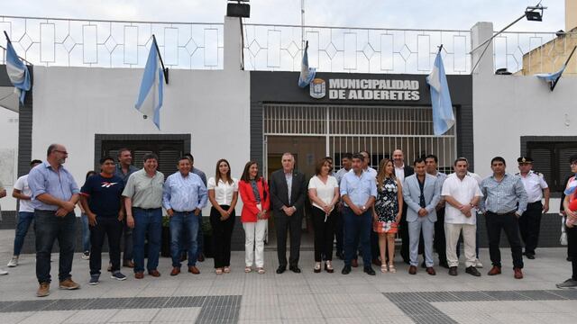 Jaldo inauguró obras en Alderetes