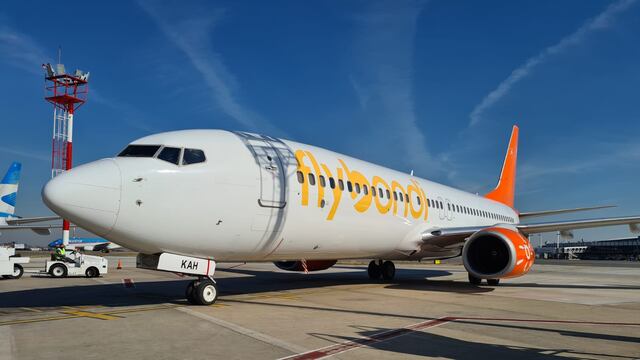 La cordobesa denunció que en Flybondi no la dejaron viajar con su silla de ruedas (La Voz).