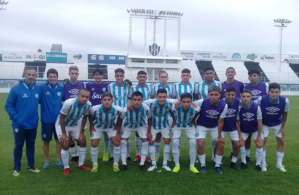 Las juveniles del “Deca” volvieron al ruedo