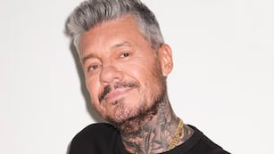 Con cuadros minimalistas y arañas de cristal: así es el lujoso departamento de Marcelo Tinelli en la Torre Le Parc de Palermo.