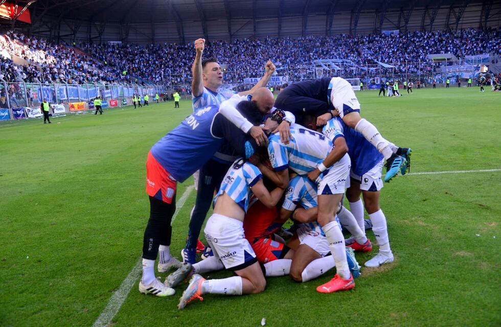 En San Luis, Racing de Nueva Italia ganó por penales, fue campeón del Federal A y ascendió a la Primera Nacional