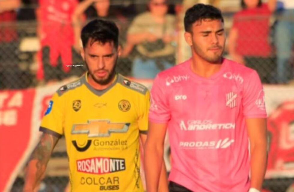 El 9 cayó ante Crucero con un arbitraje polémico y se complicó