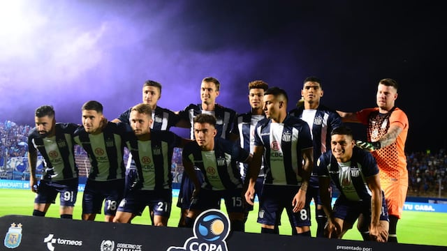 El Matador ante Godoy Cruz, por las semifinales de Copa Argentina, partido disputado en San Luis. (José Gabriel Hernández / La Voz).