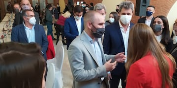 El ministro de Economía se mostró predispuesto a dialogar con la prensa.