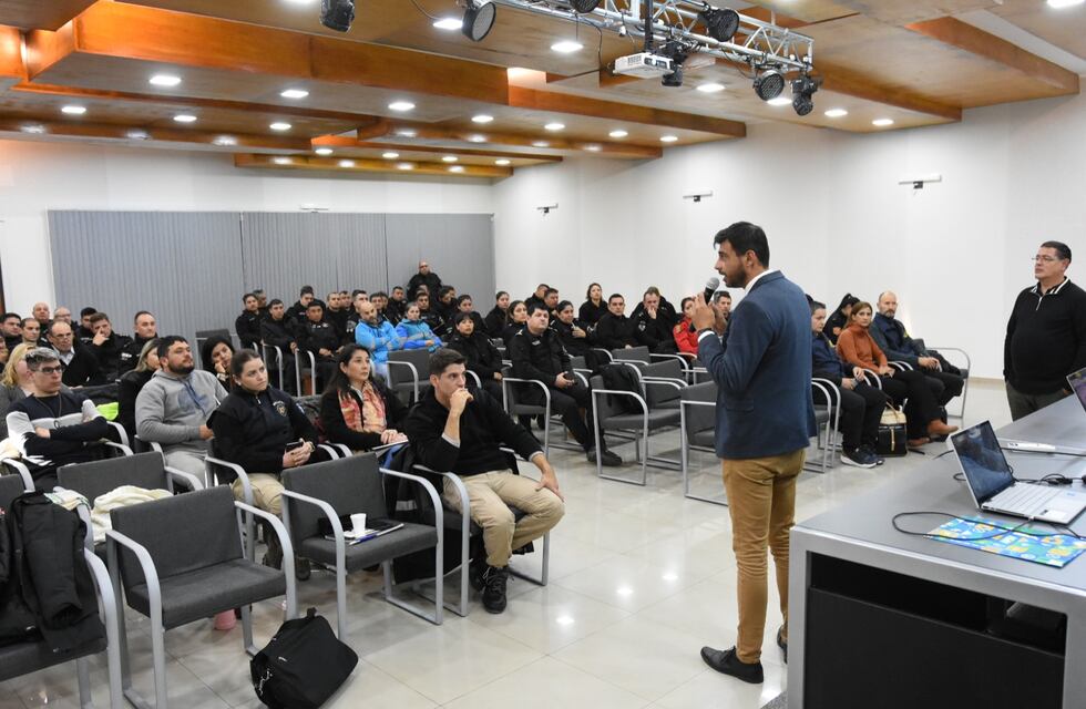 Personal de las fuerzas de seguridad se capacitó en siniestros viales