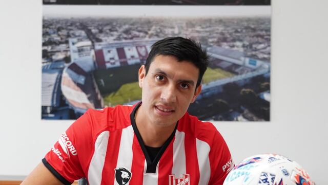 El defensor paraguayo de 30 años llega a préstamo por un año desde Central Córdoba de Santiago del Estero