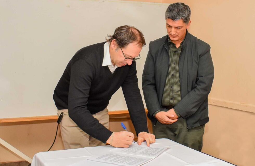 Rubricaron un convenio cooperativista para potenciar la “Producción Agropecuaria Sustentable”