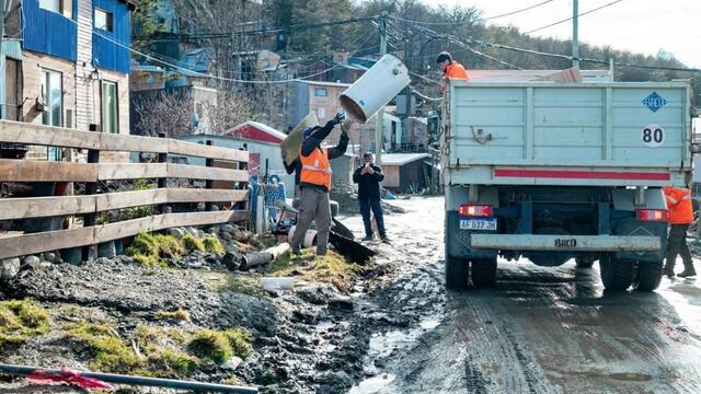 Ushuaia: realizaron jornada de limpieza en los barrios Obrero y Escondido