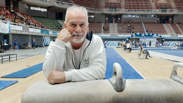 Oscar Sandrín, gimnasta de 63 años con medalla en un Nacional.