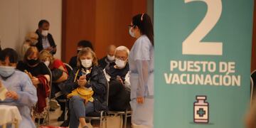 Este lunes se retoma la vacunación en Córdoba.