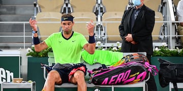 Rafael Nadal criticó a Novak Djokovic por decidir no vacunarse contra el coronavirus.