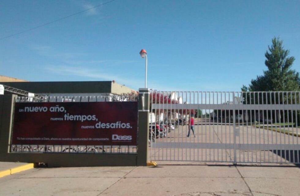 Cierra la empresa Dass en Coronel Súarez y despiden a 360 empleados