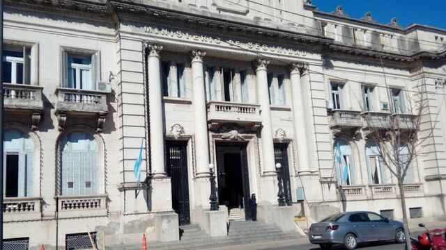 En las oficinas de la cartera provincial se hicieron diferentes requisas para el secuestro documentación y celulares.