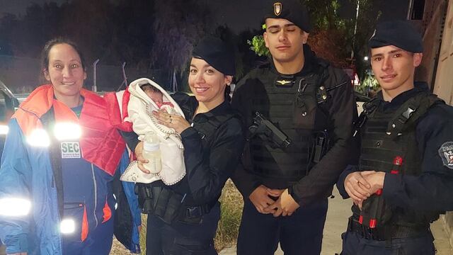 Le golpearon la puerta y dejaron una beba recién nacida abandonada en Ciudad
