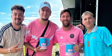 Messi con los chicos de Un Poco de Ruido.