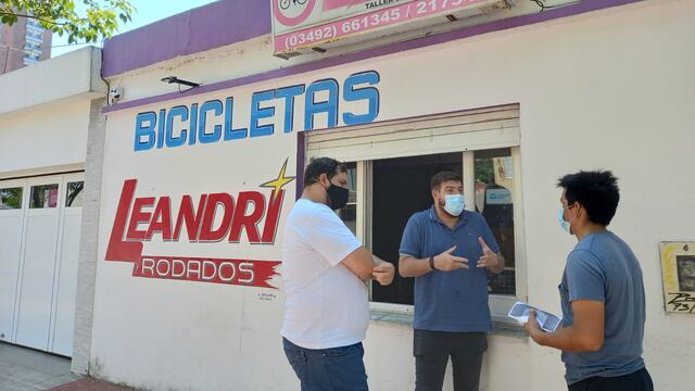 Visita a uno de los emprendedores locales