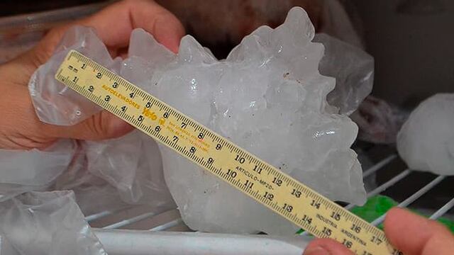 El granizo más grande de Sudamérica. Fotografía gentileza del equipo de investigación.