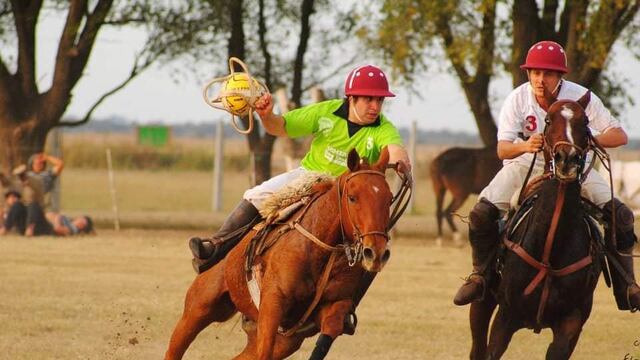 El equipo de pato de Arroyito “Los Gurises” reaparece en Jesús María