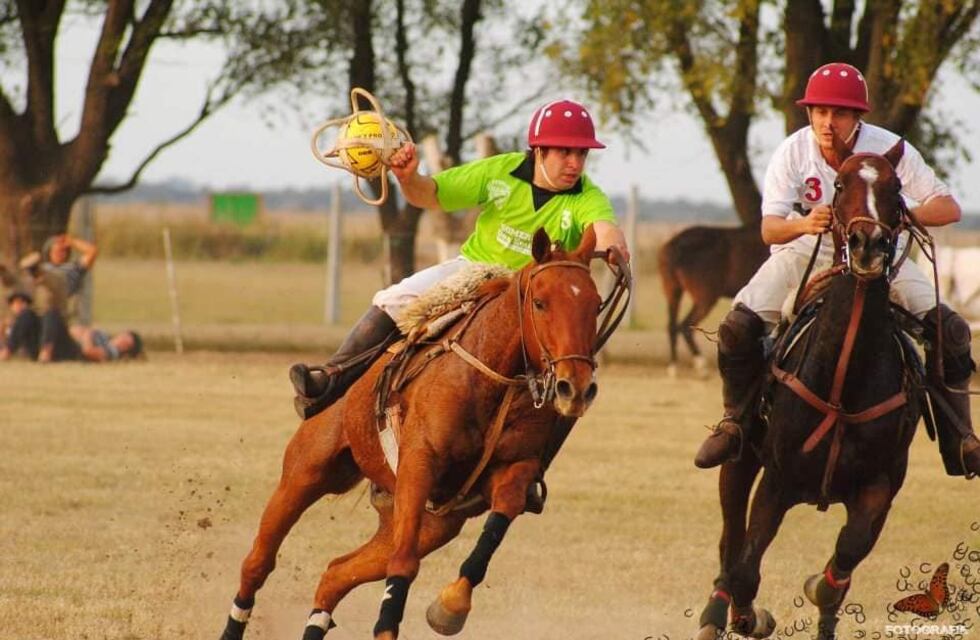 El equipo de pato de Arroyito “Los Gurises” reaparece en Jesús María