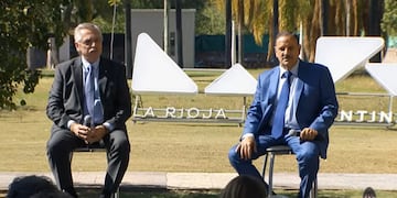 Tras su reelección, Ricardo Quintela recibió a Alberto Fernández en La Rioja.