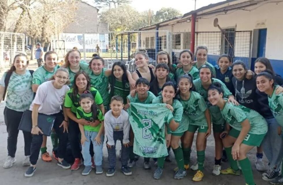 Violencia en el fútbol femenino juvenil de Rosario: denunció que su hija recibió “una patada voladora” de una rival