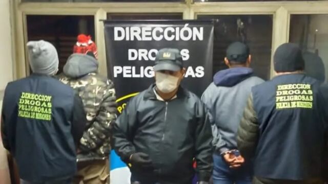 Posadas: capturan a dos individuos que pretendían transportar cocaína hacia Buenos Aires.